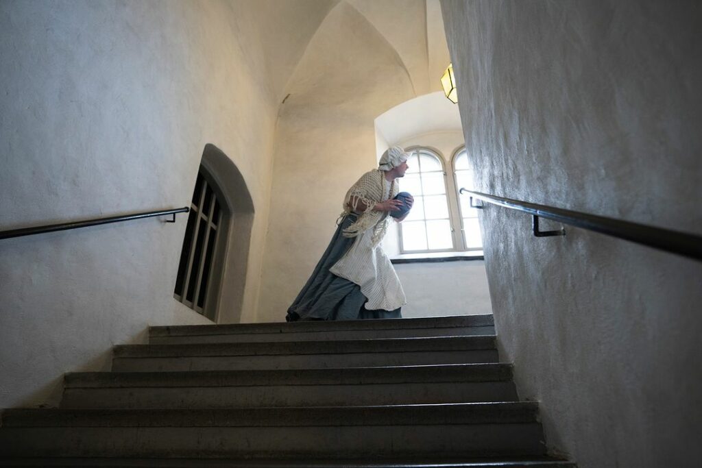 Lasse-Maja busar på Örebro slott.